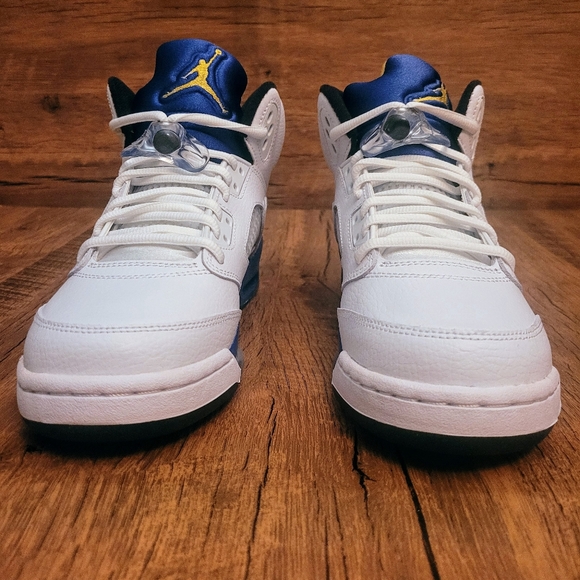 Nike Air Jordan Retro 5 Laney 2013 GS Size 6y DS 440888 189 Brand New - Picture 4 of 10